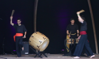 photo/492bfbd0-e560-4eea-a887-1c46ab573b97-3