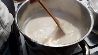 photo/e99fdd69-2c46-4857-bc68-19cb1a5b28d2-3